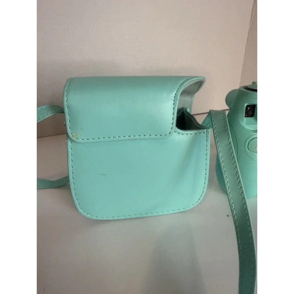 Fujifilm Instax Mini 7S Instant Camera in Mint Green with Matching Case